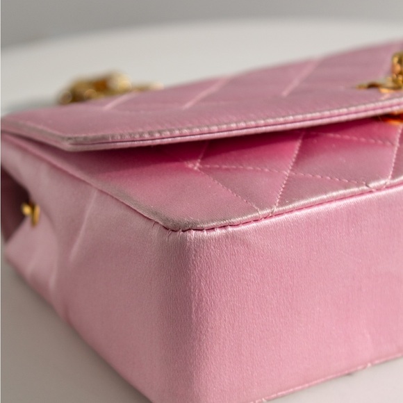 Chanel Vintage Pink Quilted Satin Mini Diana 24K Gold Bijou Chain 90s Flap Bag - Picture 11 of 16